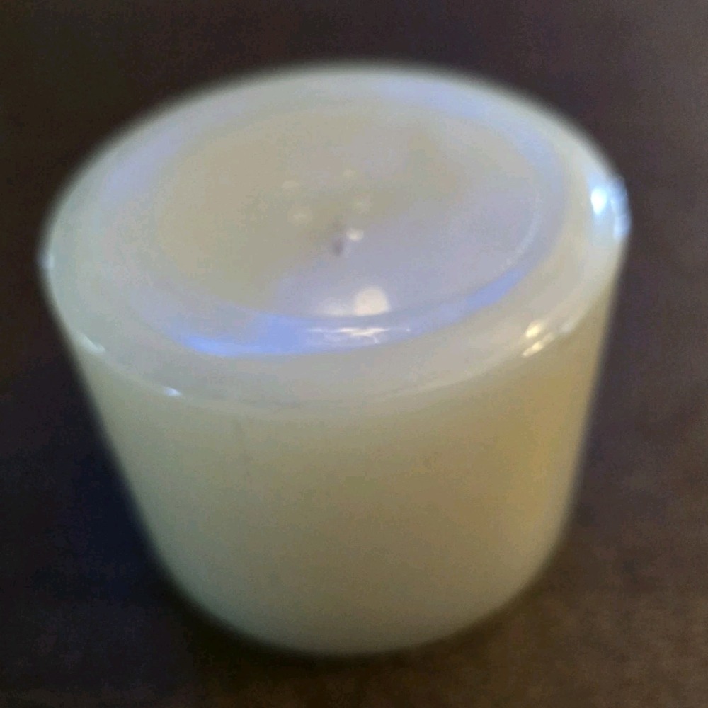 Longaberger New Pint Size Pillar Candle ‎ Vanilla No Box